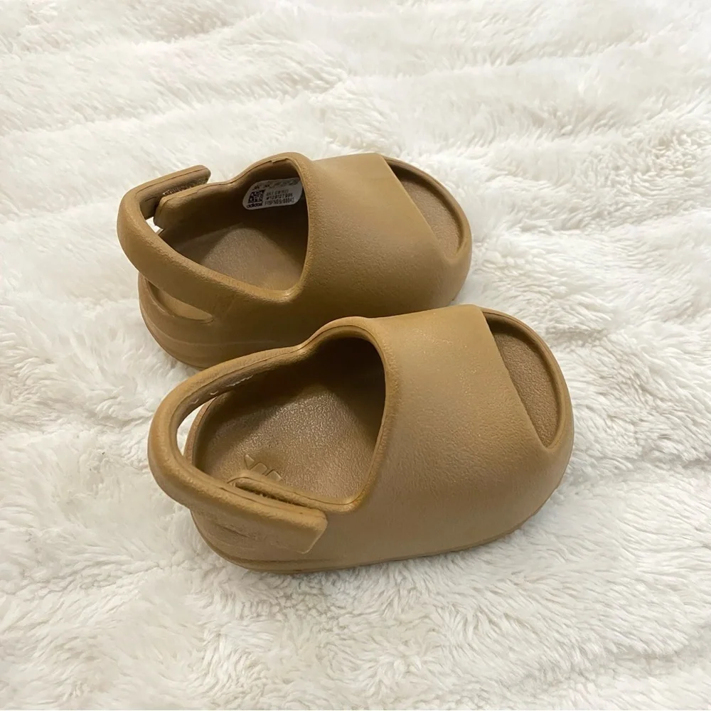adidas yeezy slide